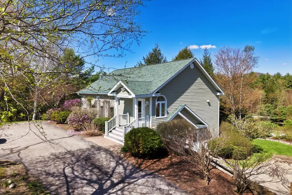3 Linkside Drive Thornton NH 03285