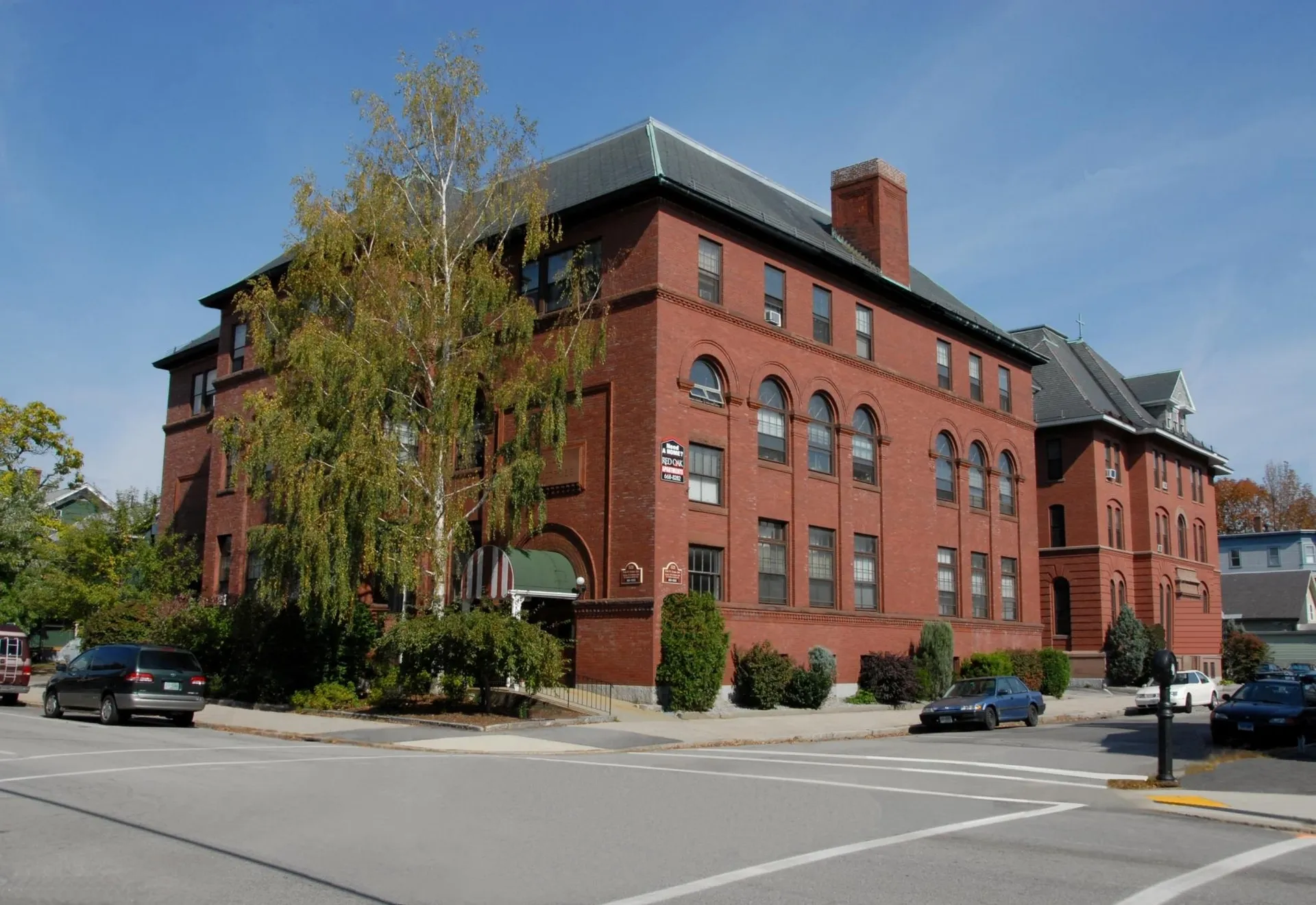521 Pine Street Manchester NH 03102