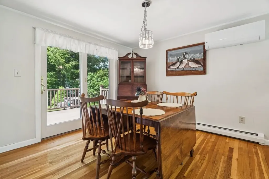 139 Belknap Avenue Newport NH 03773