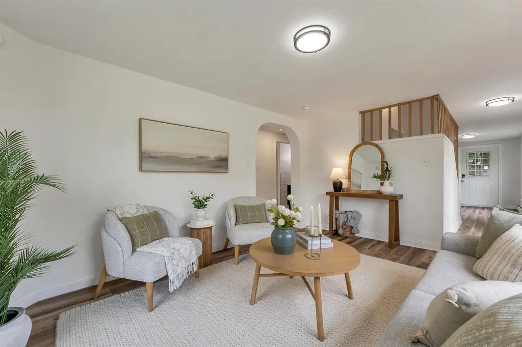 203 Pease Road Meredith NH 03253