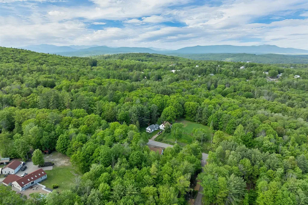 203 Pease Road Meredith NH 03253