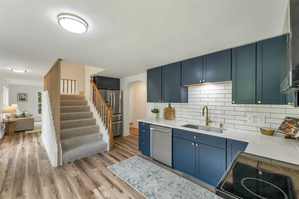 203 Pease Road Meredith NH 03253