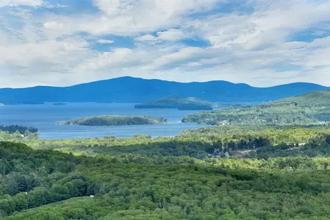 203 Pease Road Meredith NH 03253