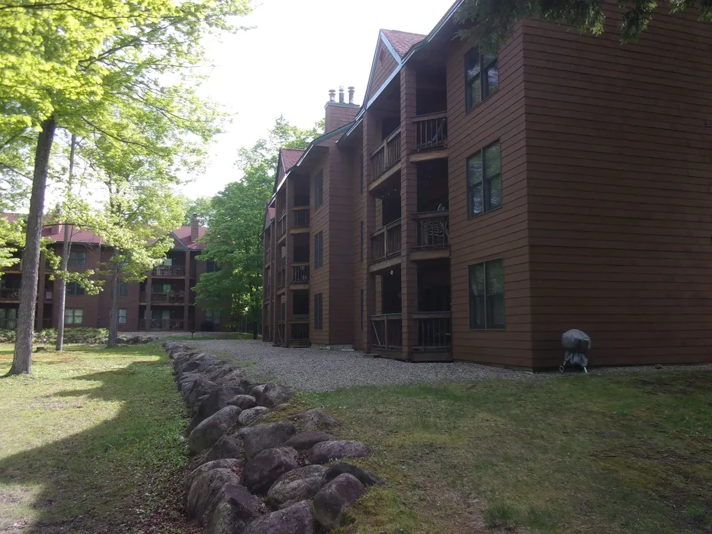 45 Riverfront Drive Woodstock NH 03262