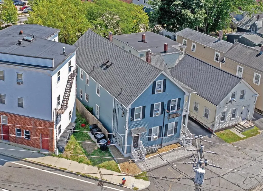 30 Ledge Street Nashua NH 03060
