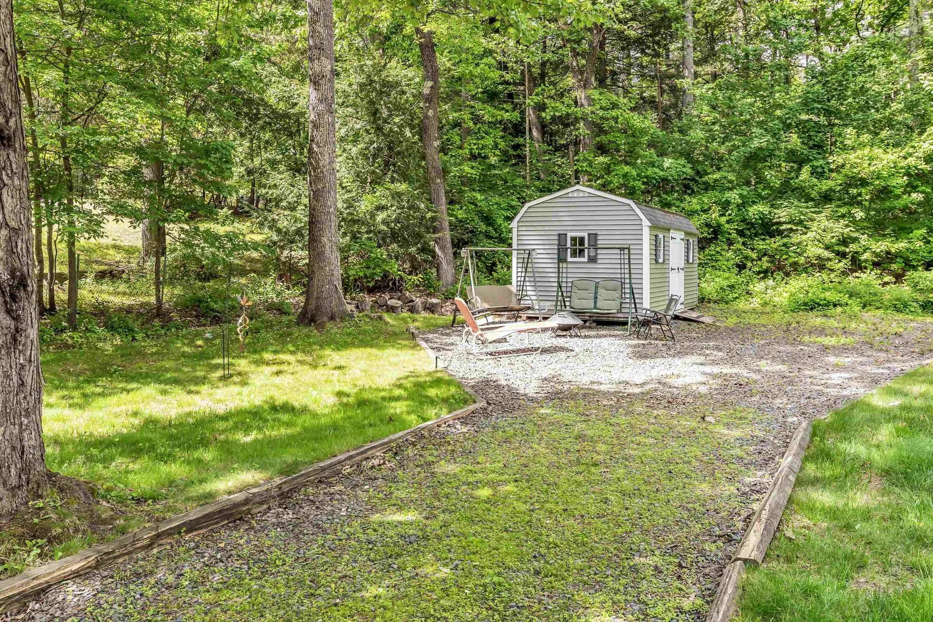 6 Currier Drive Londonderry NH 03053