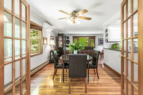 6 Currier Drive Londonderry NH 03053
