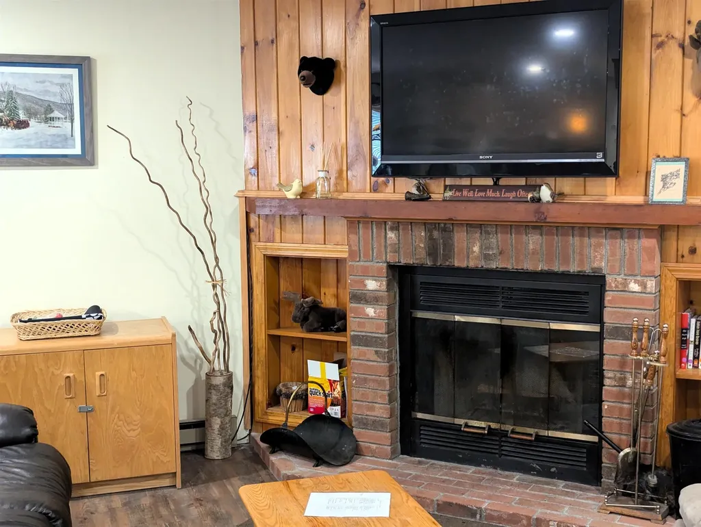 29 Riverfront Drive Woodstock NH 03262