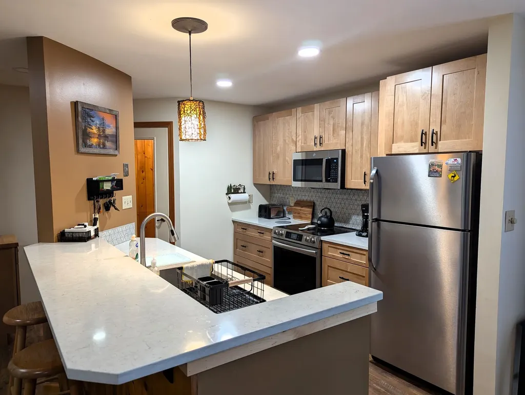 29 Riverfront Drive Woodstock NH 03262