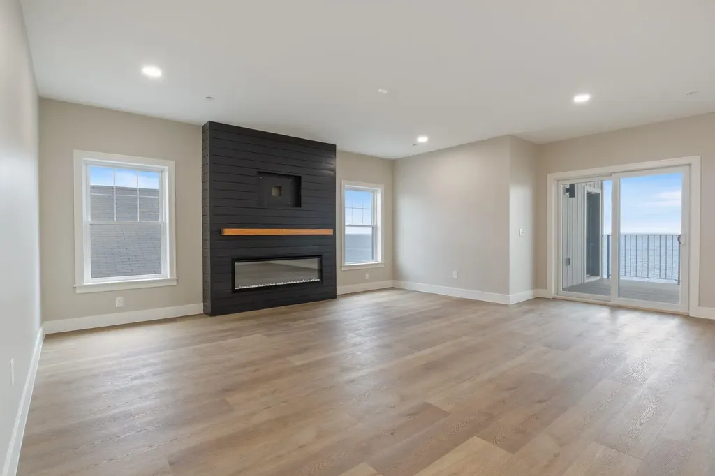 465 Ocean Boulevard Hampton NH 03842