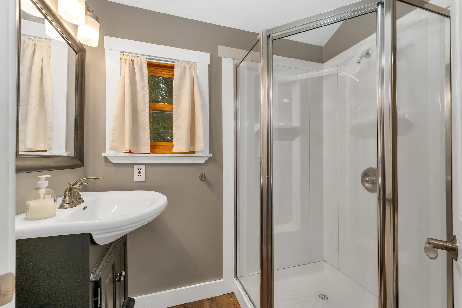 27 Pitchwood Island Meredith NH 03253
