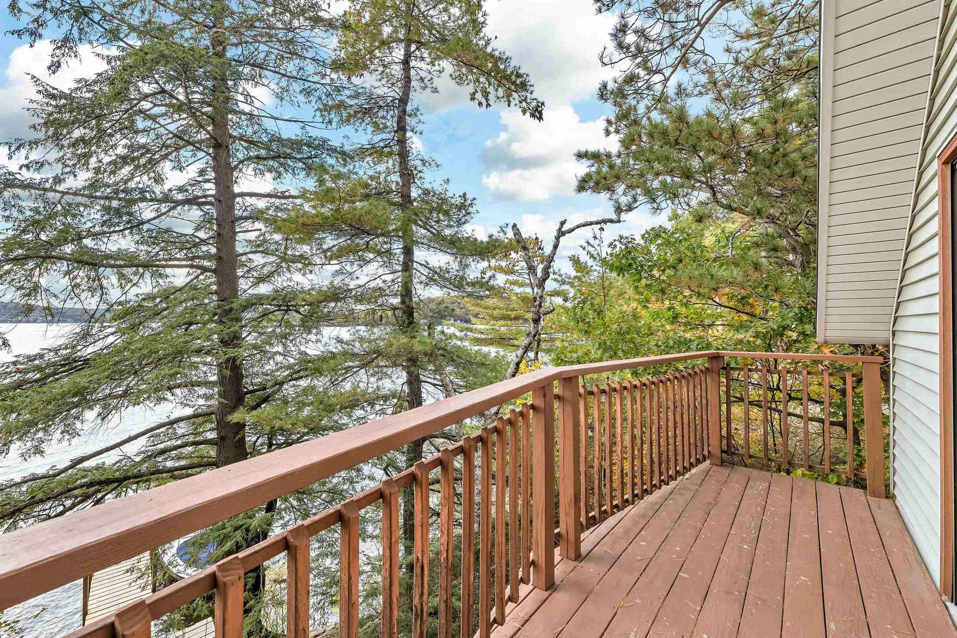 27 Pitchwood Island Meredith NH 03253