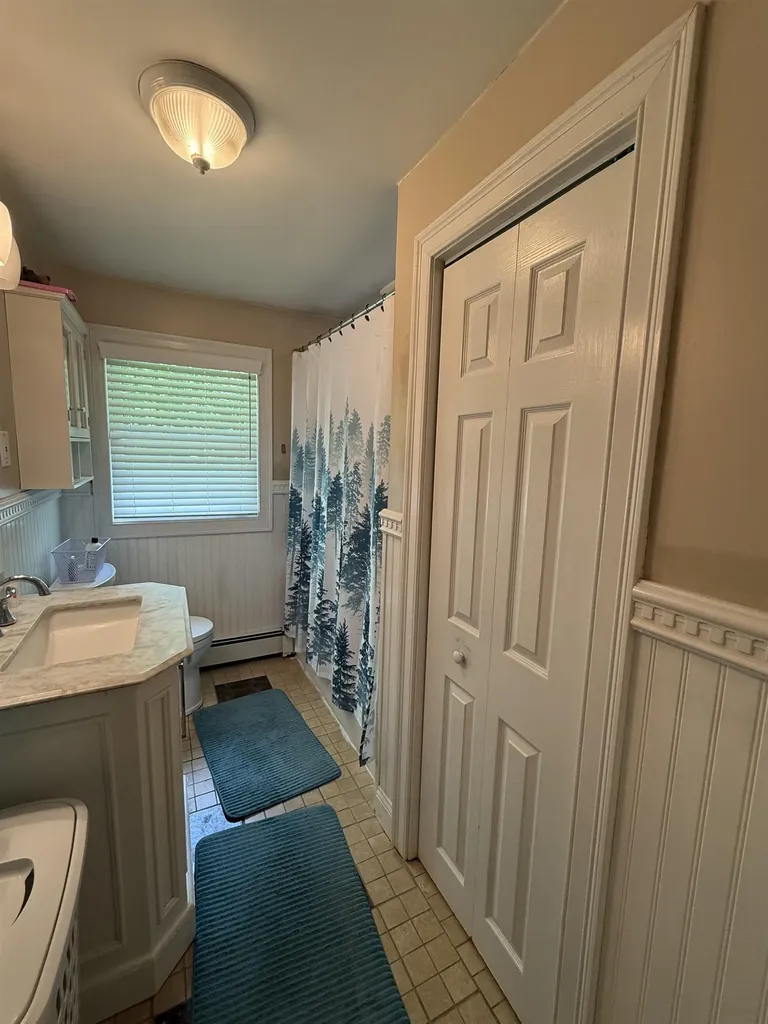 9 Doris Street Derry NH 03038
