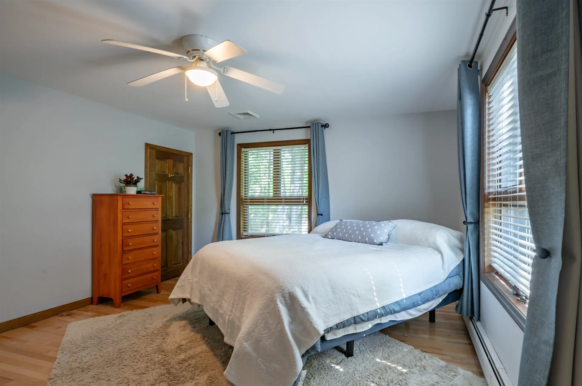 14 Wentworth Street Nashua NH 03060