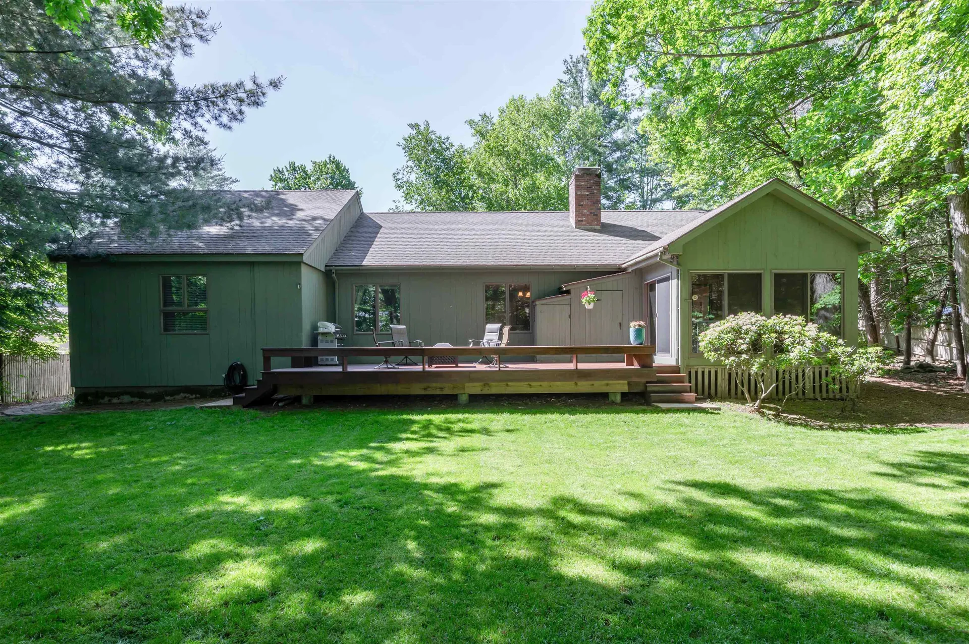14 Wentworth Street Nashua NH 03060
