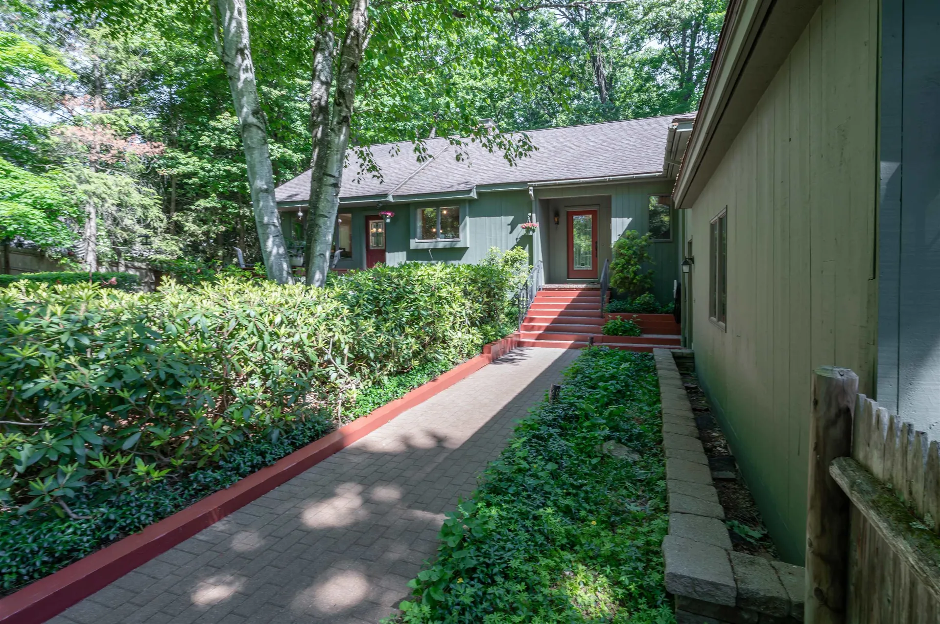 14 Wentworth Street Nashua NH 03060