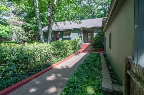14 Wentworth Street Nashua NH 03060