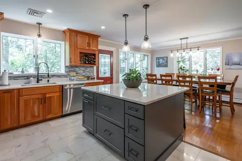 14 Wentworth Street Nashua NH 03060