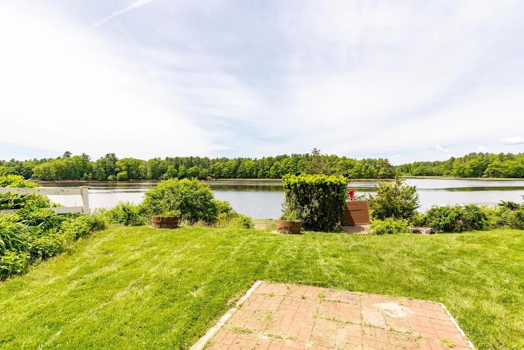 131 Spur Road Dover NH 03820