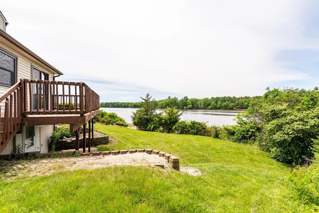 131 Spur Road Dover NH 03820
