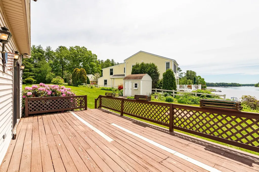 131 Spur Road Dover NH 03820