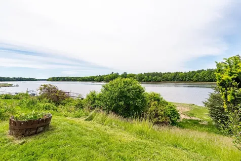 131 Spur Road Dover NH 03820