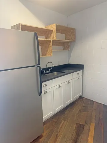 96 Penhallow Street Portsmouth NH 03801