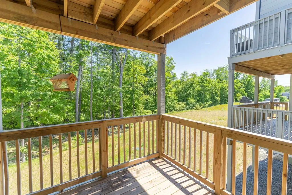 4-8 Beaver Brook Way Pelham NH 03076