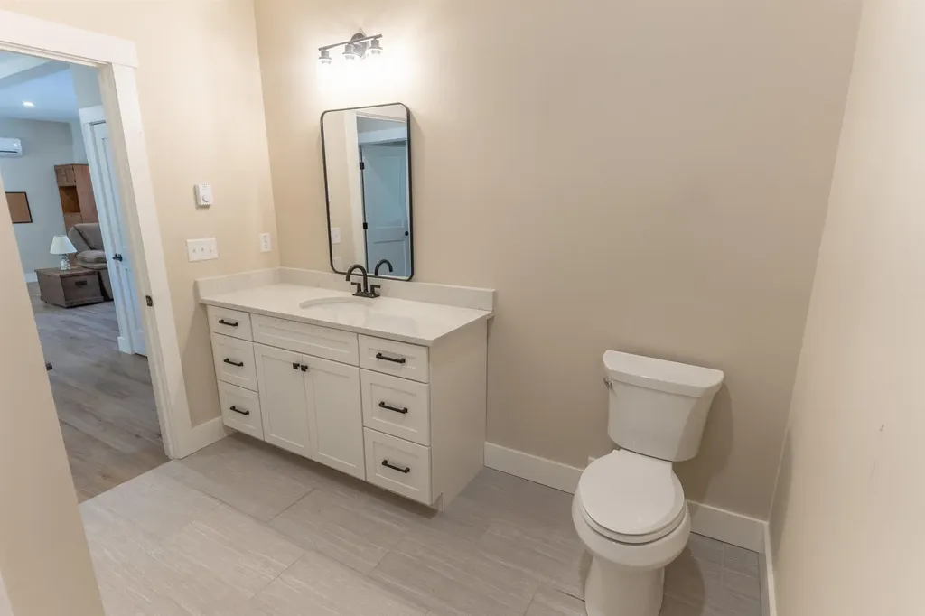 4-8 Beaver Brook Way Pelham NH 03076