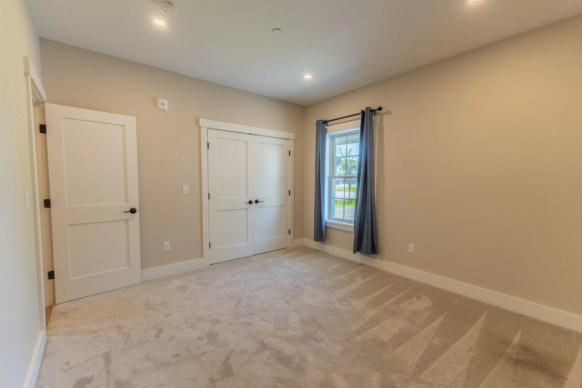 4-8 Beaver Brook Way Pelham NH 03076