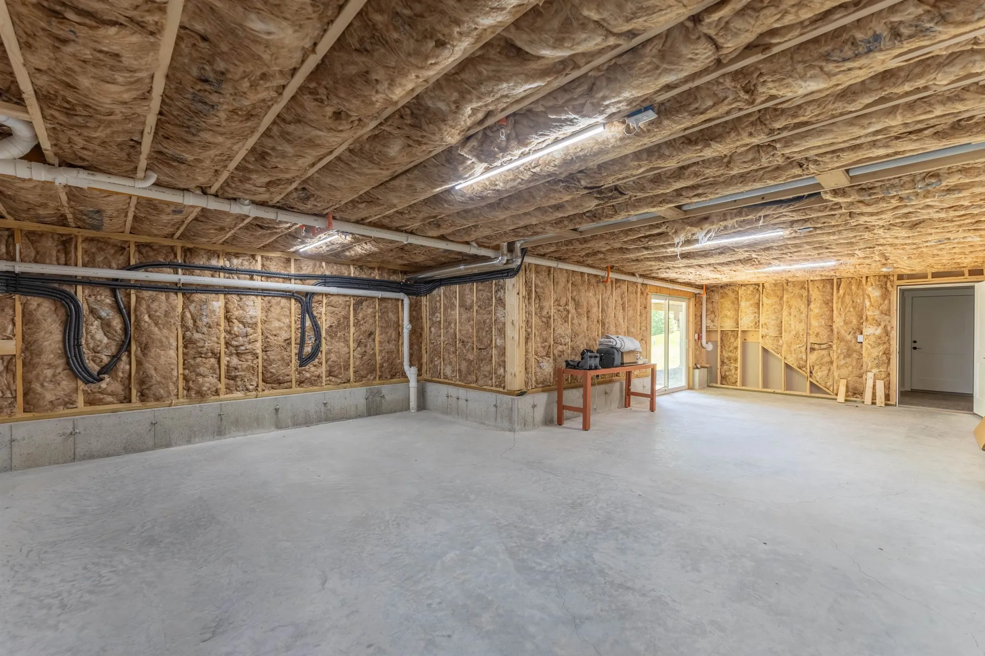 4-8 Beaver Brook Way Pelham NH 03076