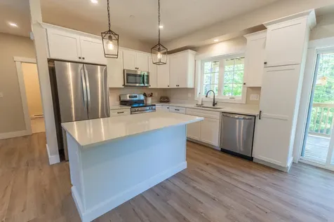 4-8 Beaver Brook Way Pelham NH 03076