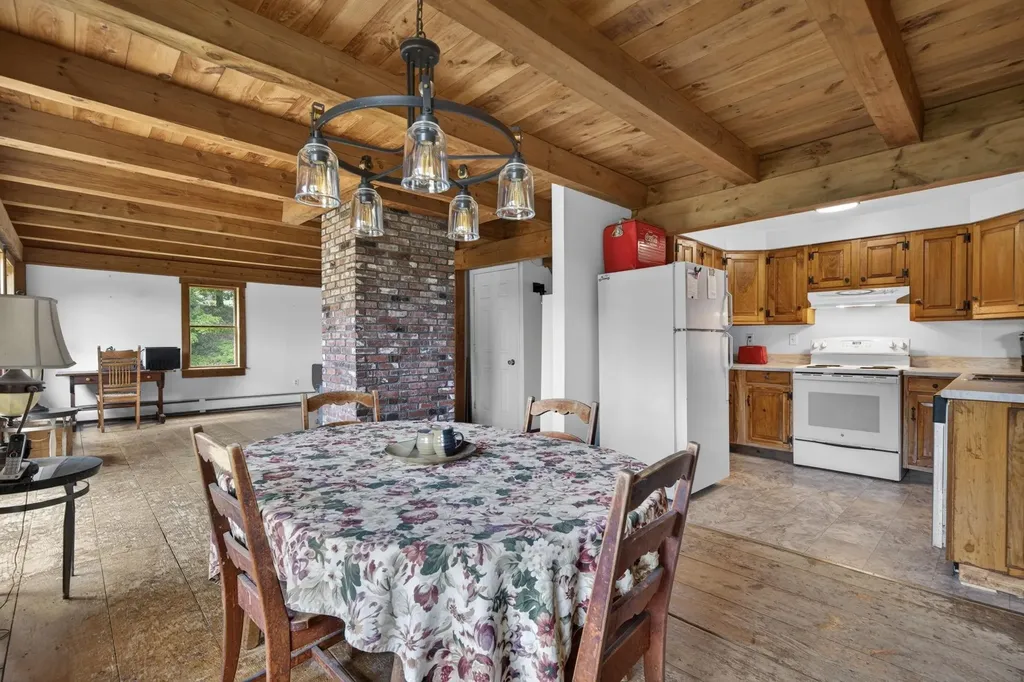 133 Hackett Hill Road Hooksett NH 03106