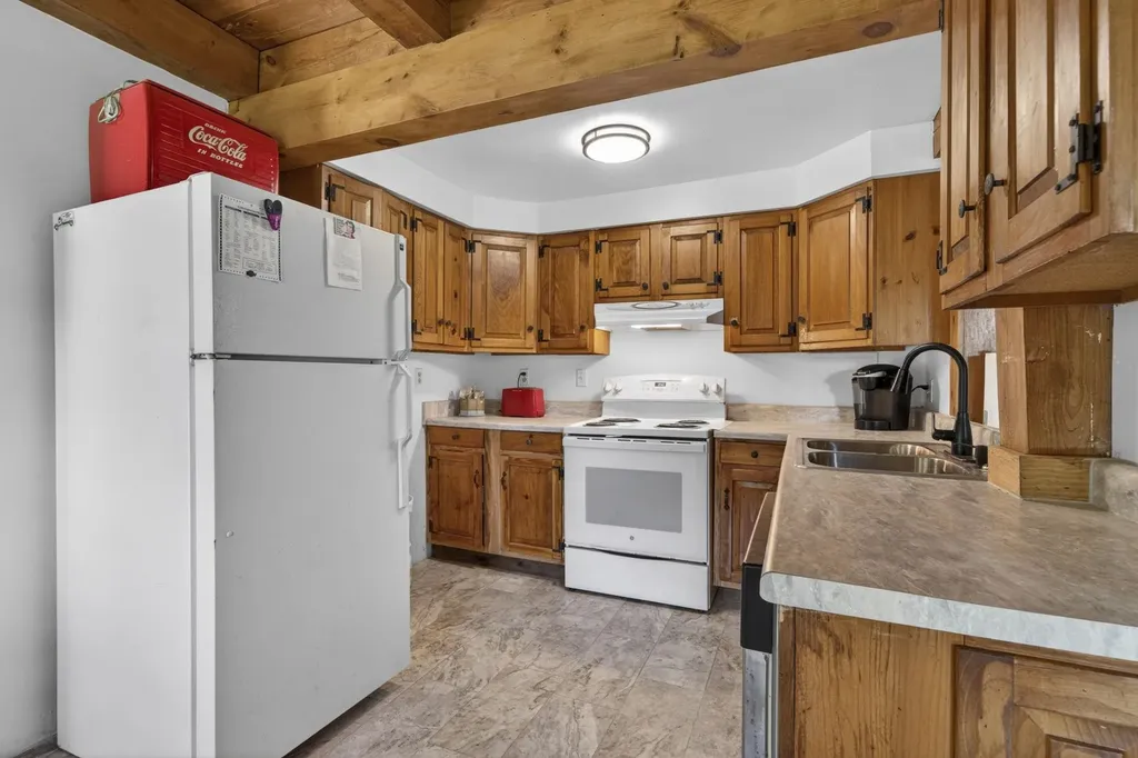 133 Hackett Hill Road Hooksett NH 03106