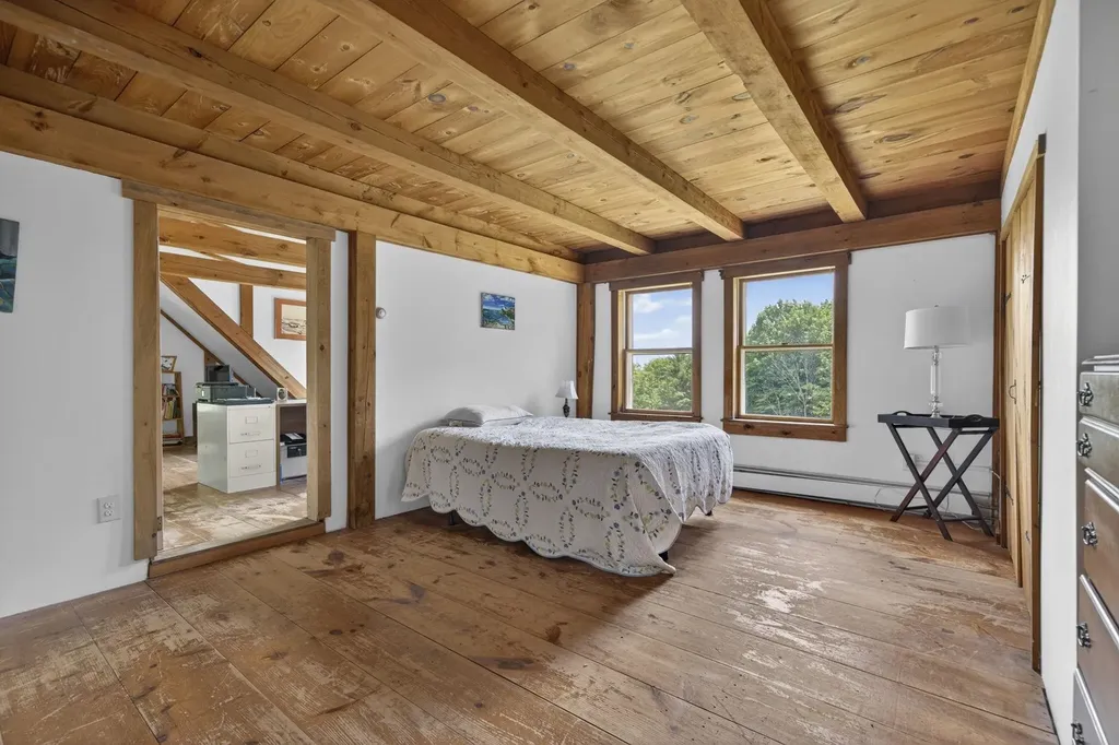 133 Hackett Hill Road Hooksett NH 03106