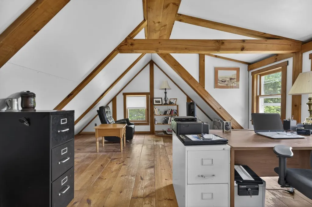133 Hackett Hill Road Hooksett NH 03106