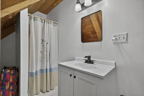 133 Hackett Hill Road Hooksett NH 03106