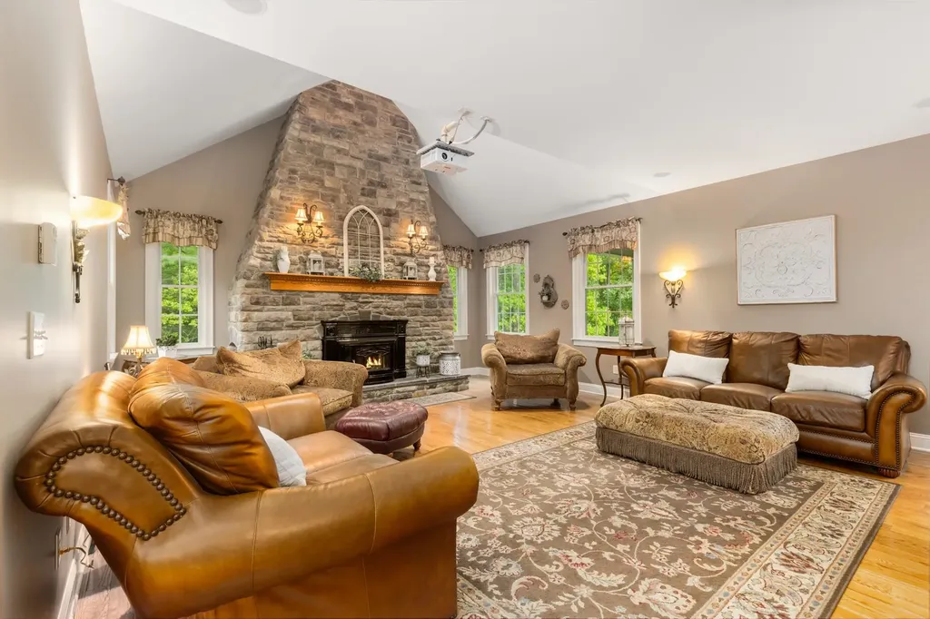 6 Shawns Way Somersworth NH 03878