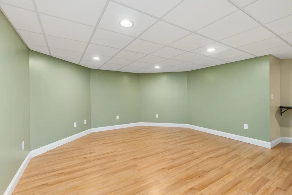 6 Shawns Way Somersworth NH 03878