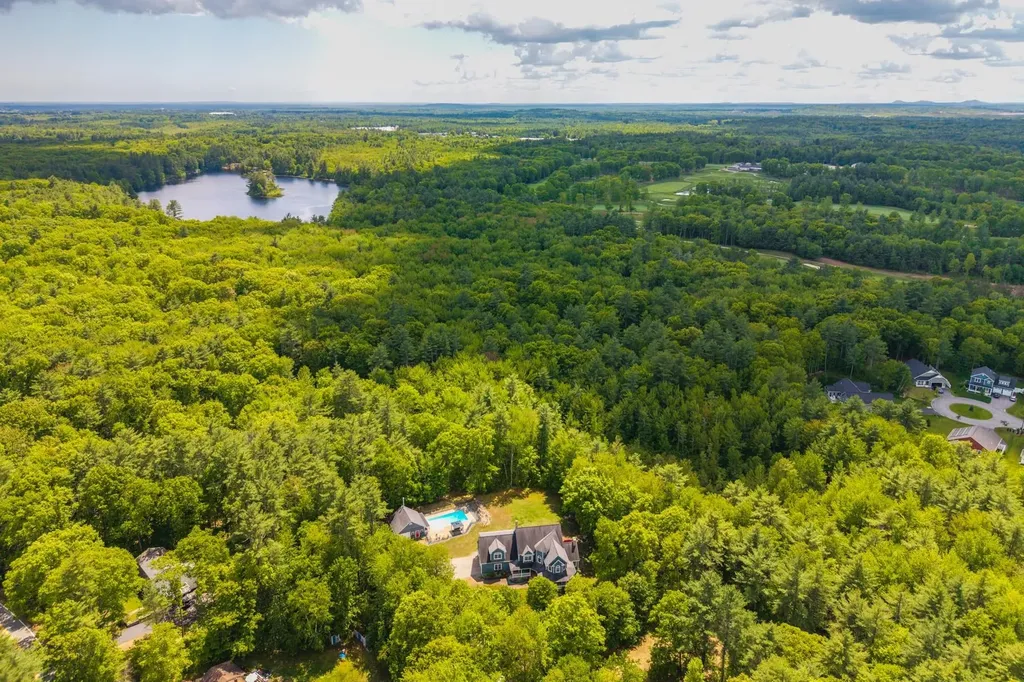 6 Shawns Way Somersworth NH 03878