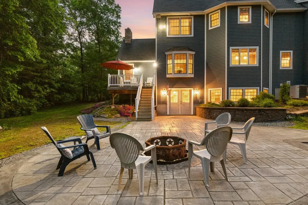 6 Shawns Way Somersworth NH 03878