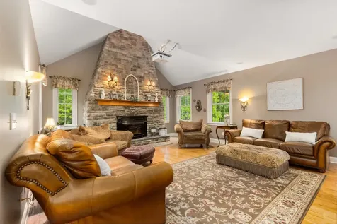 6 Shawns Way Somersworth NH 03878