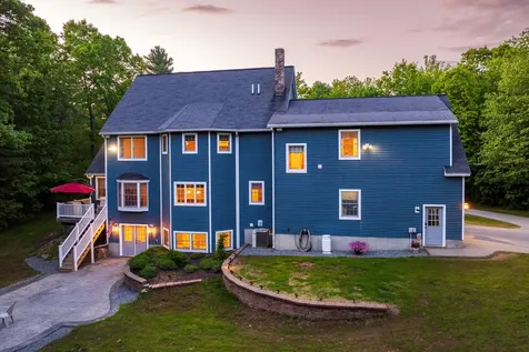 6 Shawns Way Somersworth NH 03878