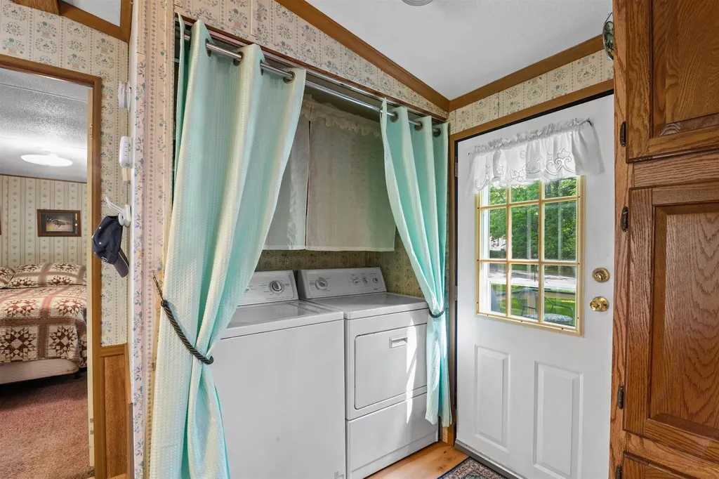 105 Eagle Ledge Loop Conway NH 03813