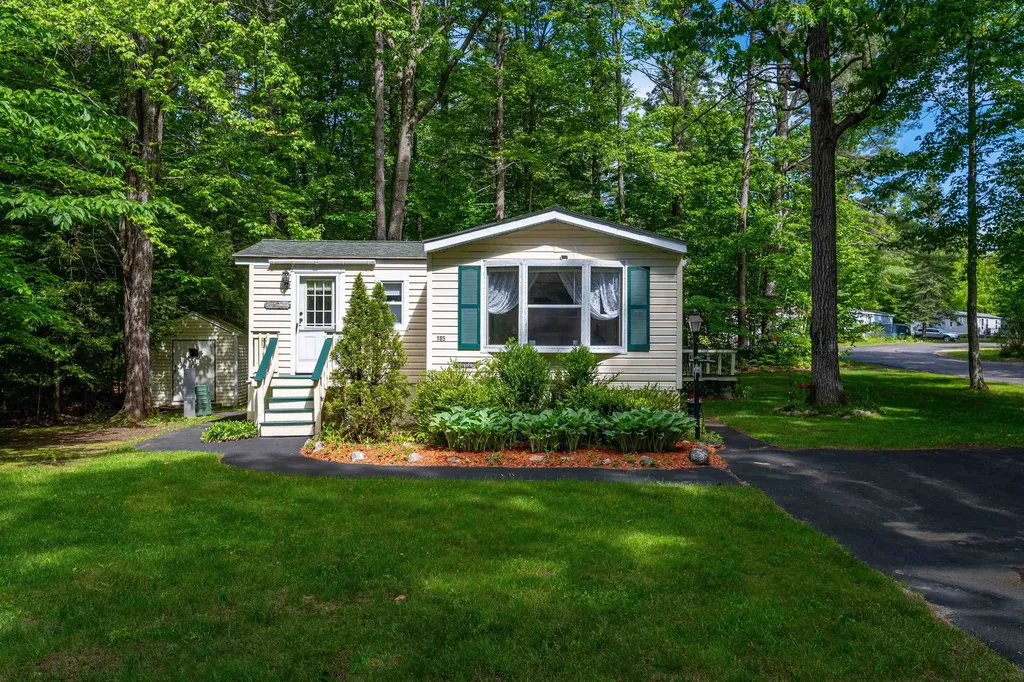 105 Eagle Ledge Loop Conway NH 03813