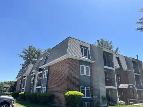 2 Roedean Drive Nashua NH 03063