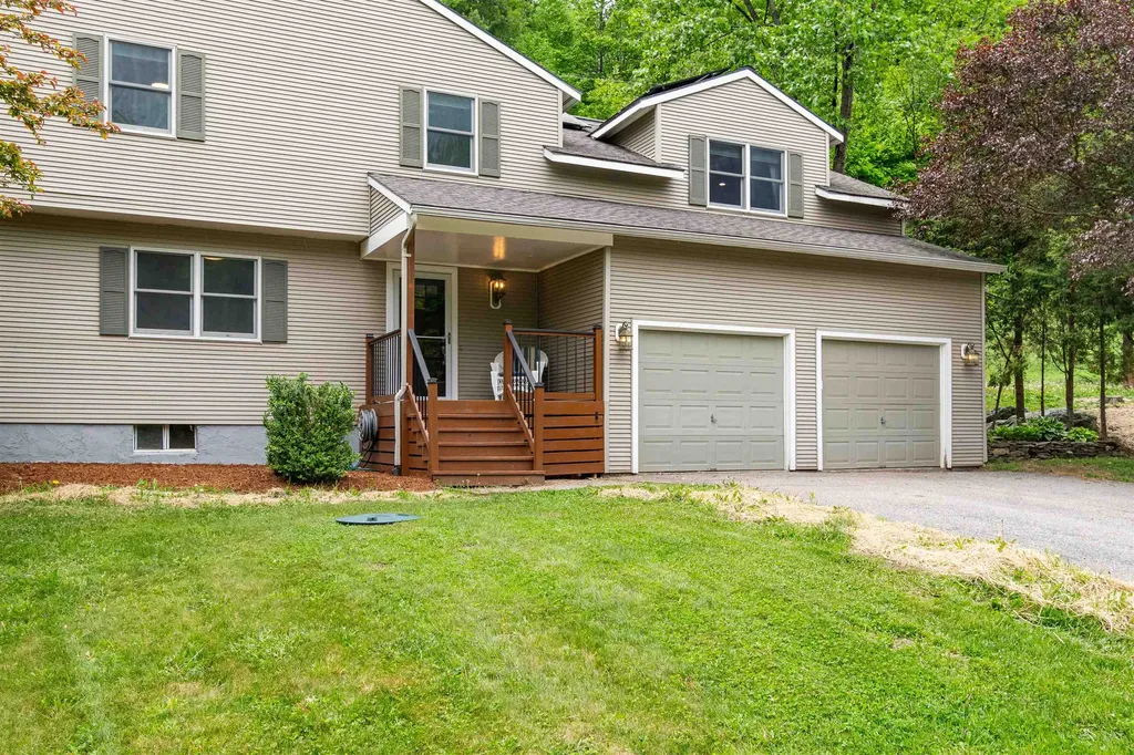 697 East Hill Road Richmond VT 05477