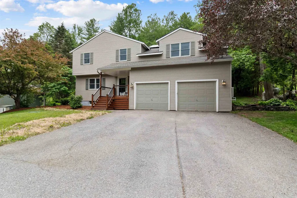 697 East Hill Road Richmond VT 05477