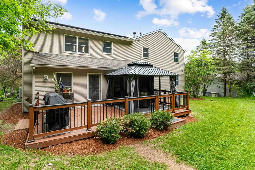 697 East Hill Road Richmond VT 05477