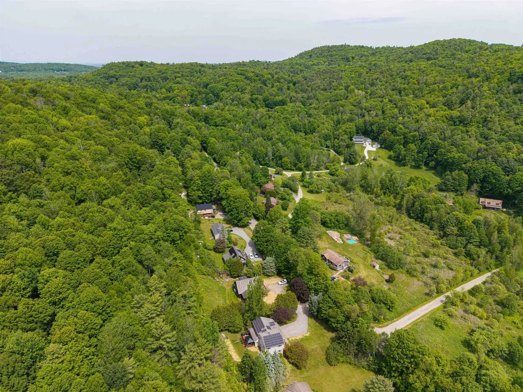 697 East Hill Road Richmond VT 05477